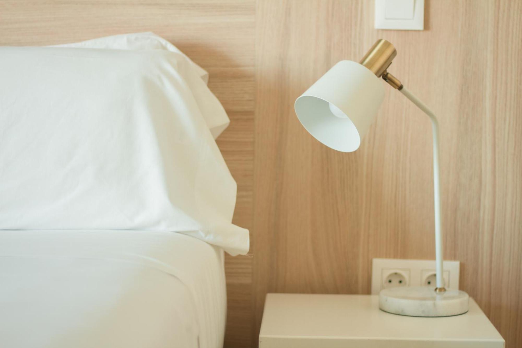 Room Select Porto Suites Luaran gambar
